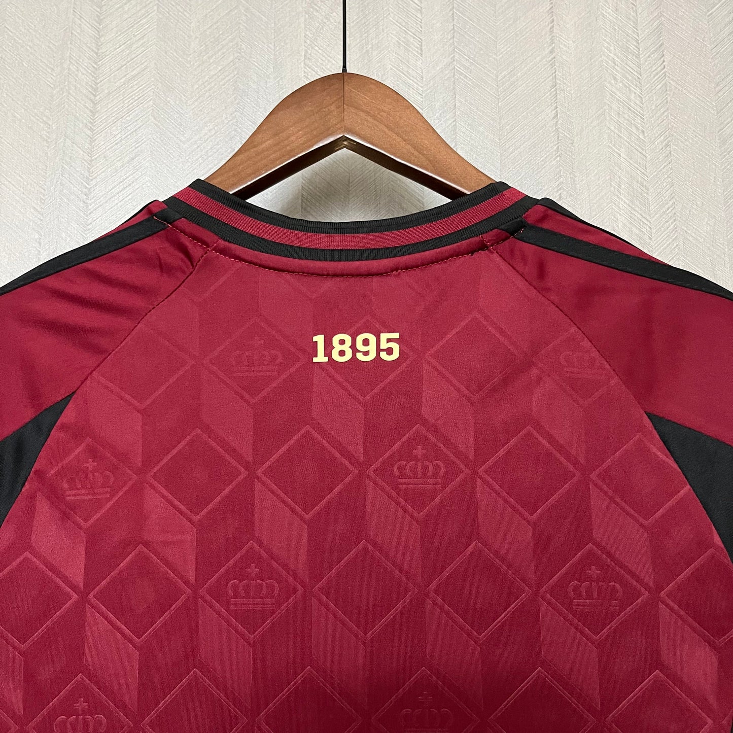 KIT INFANTIL BÉLGICA HOME 24/25