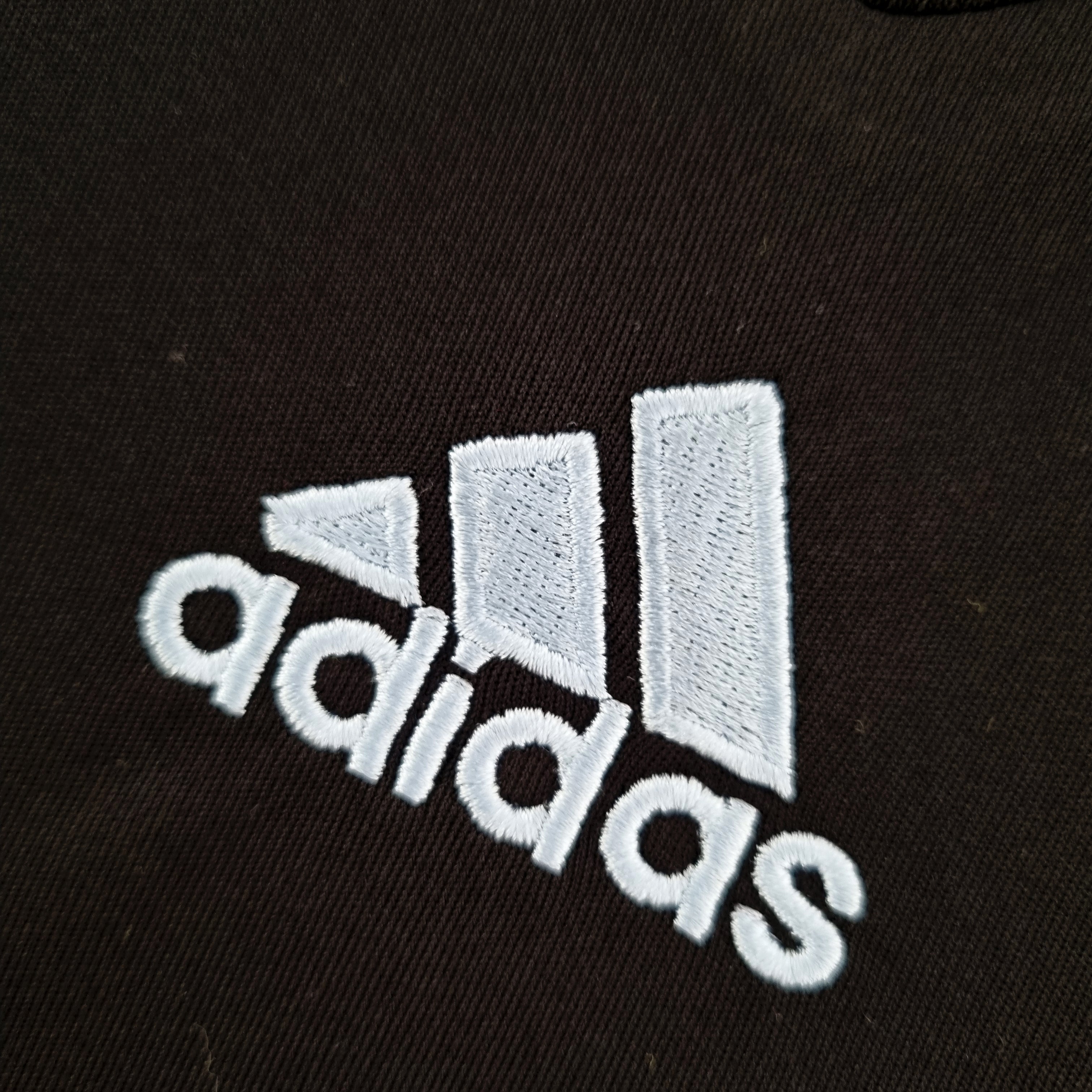 CAMISA RETRÔ REAL MADRID AWAY 09/10