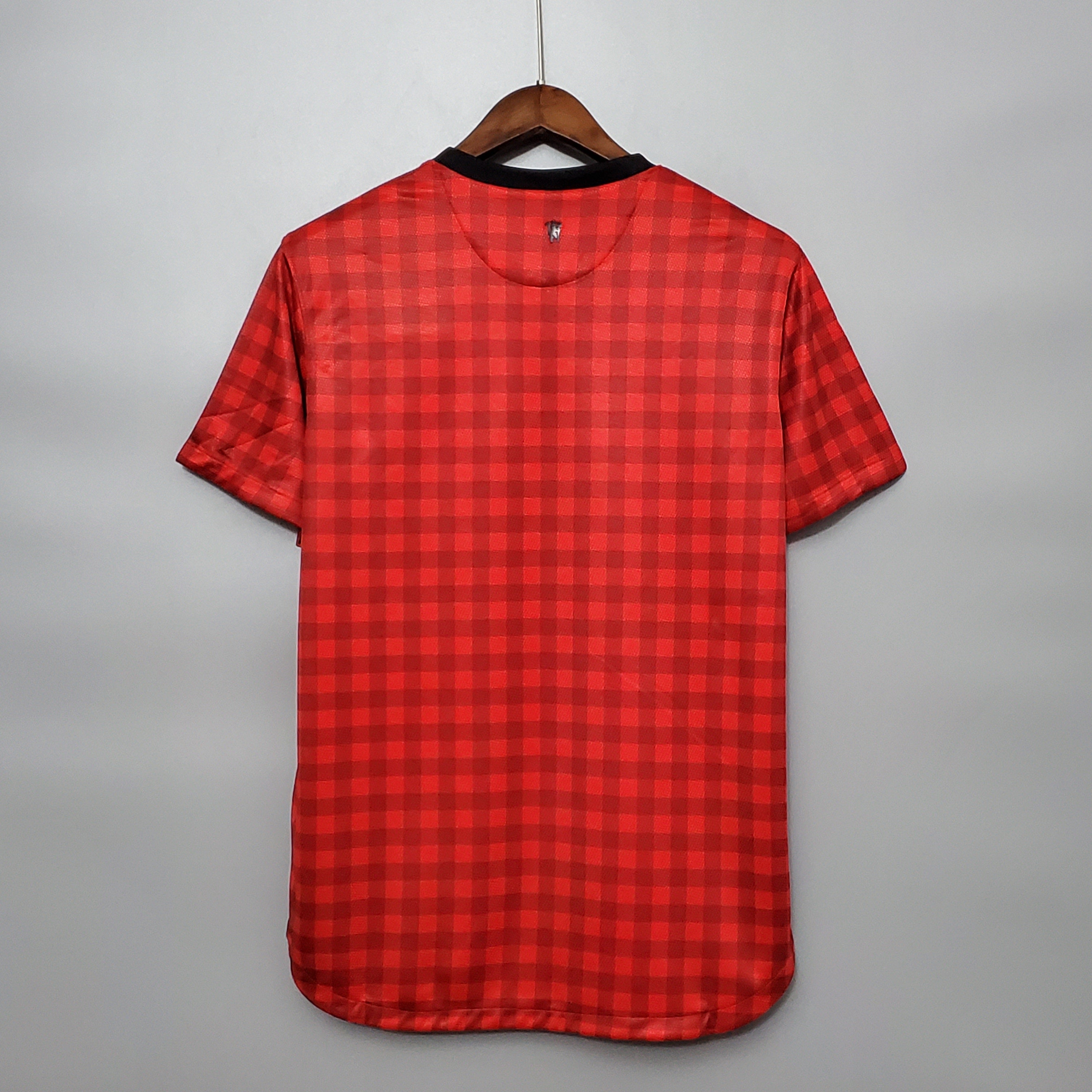 CAMISA RETRÔ MANCHESTER UNITED HOME 12/13