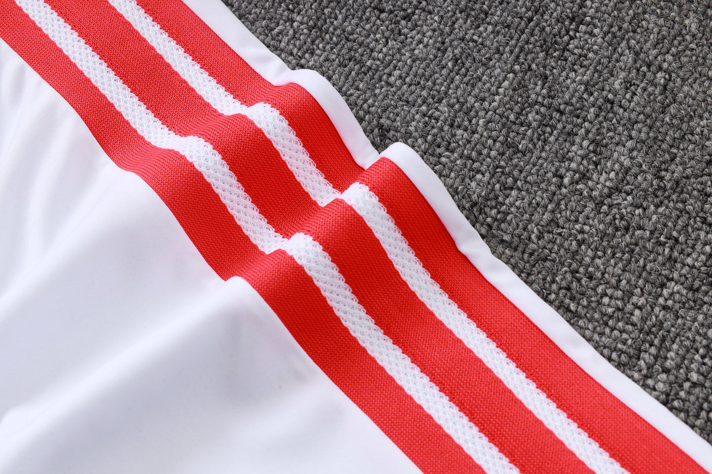 Conjunto Internacional 2026/27