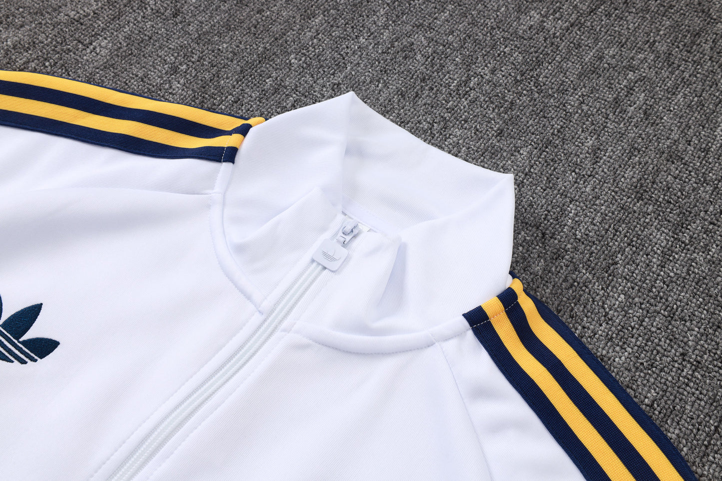 Conjunto Real Madrid Zíper longo 26/27