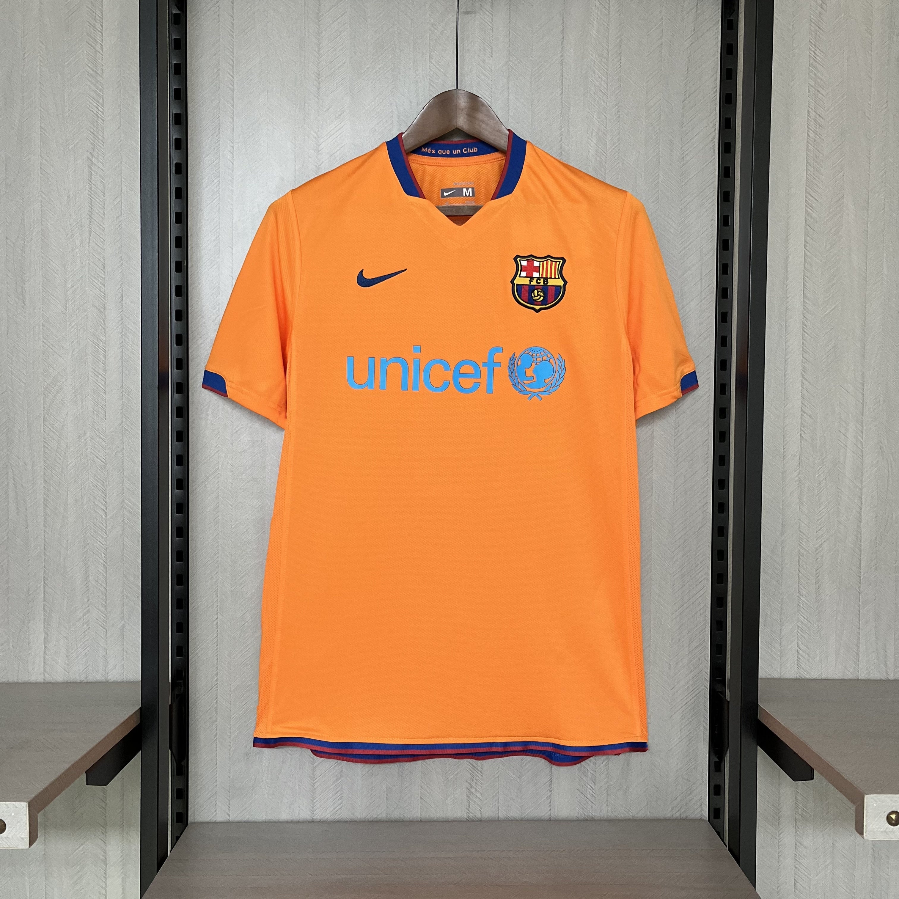 CAMISA RETRÔ BARCELONA AWAY 06/07