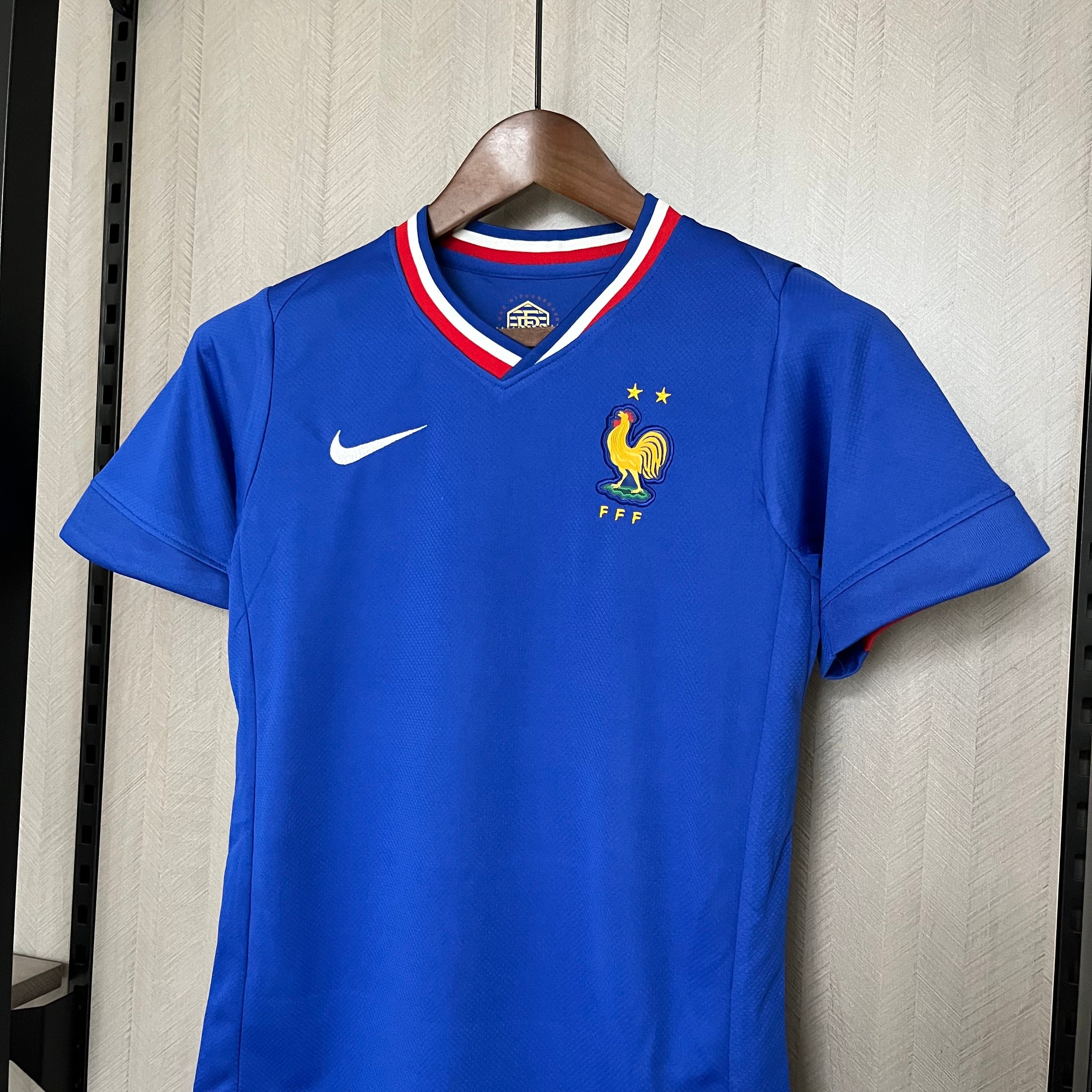 KIT INFANTIL FRANÇA HOME 24/25