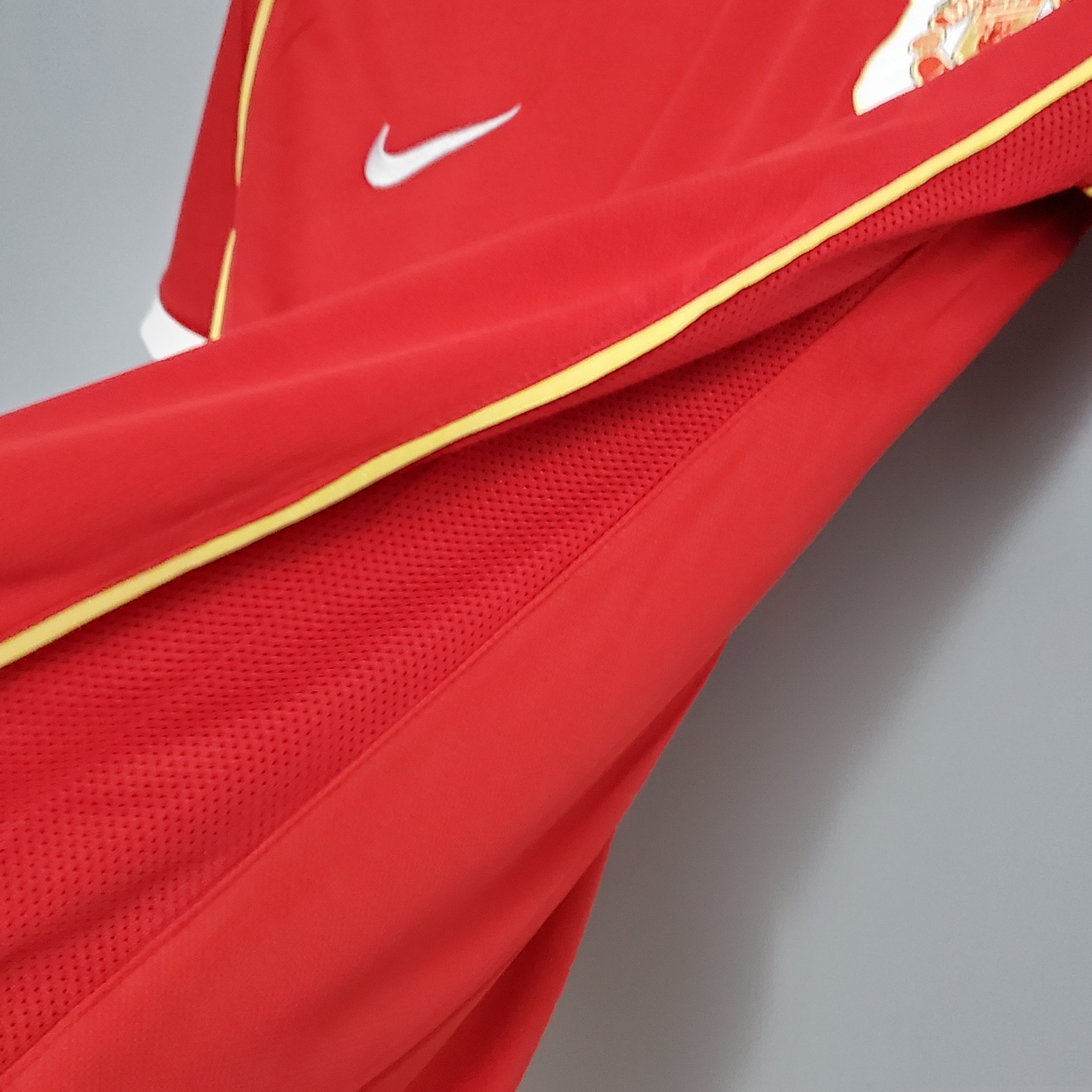 CAMISA RETRÔ MANCHESTER UNITED HOME 06/07
