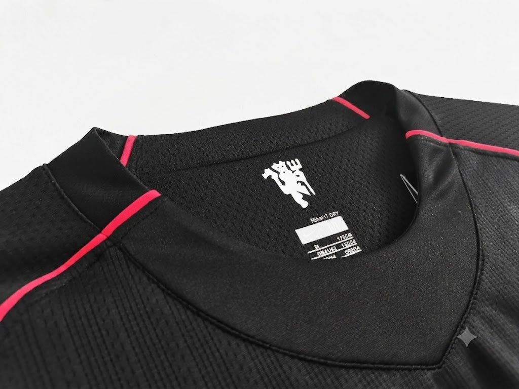 CAMISA RETRÔ MANCHESTER UNITED FOURTH 07/08 MANGA LONGA