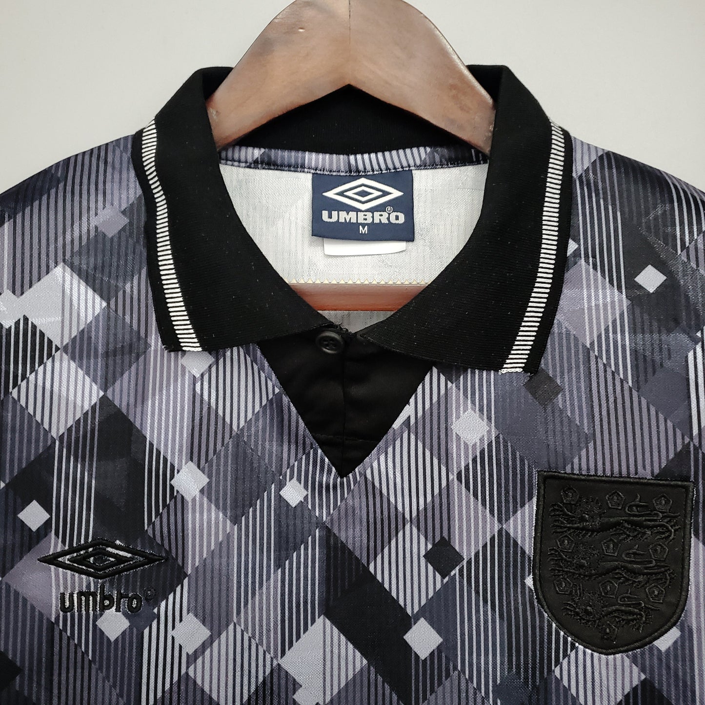 CAMISA RETRÔ INGLATERRA AWAY 1990