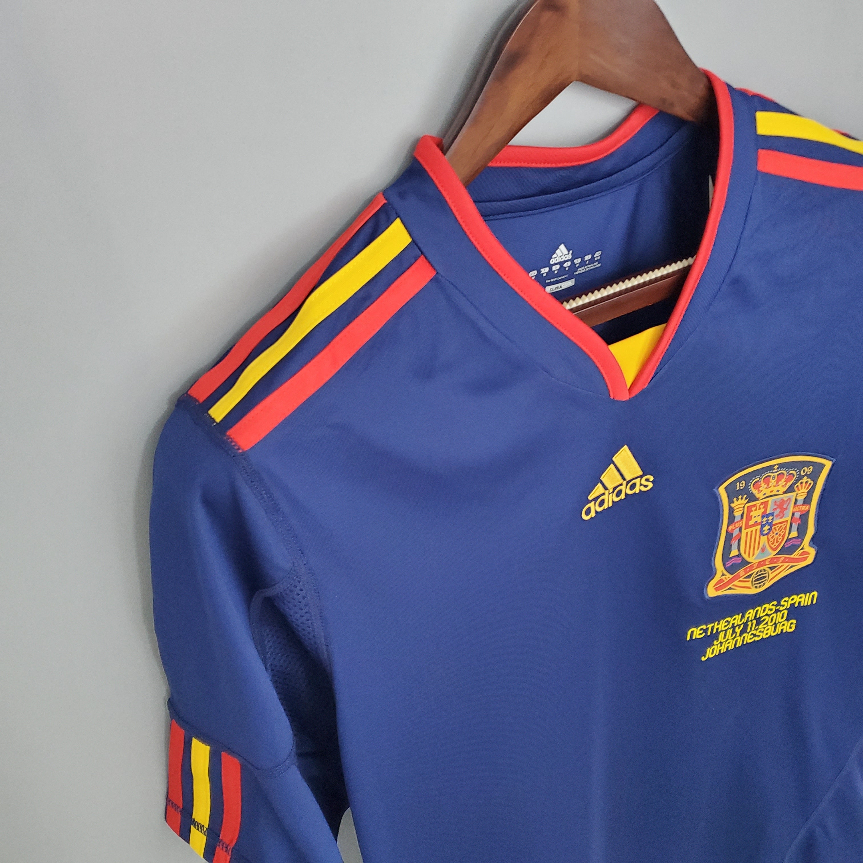 CAMISA RETRÔ ESPANHA AWAY 2010