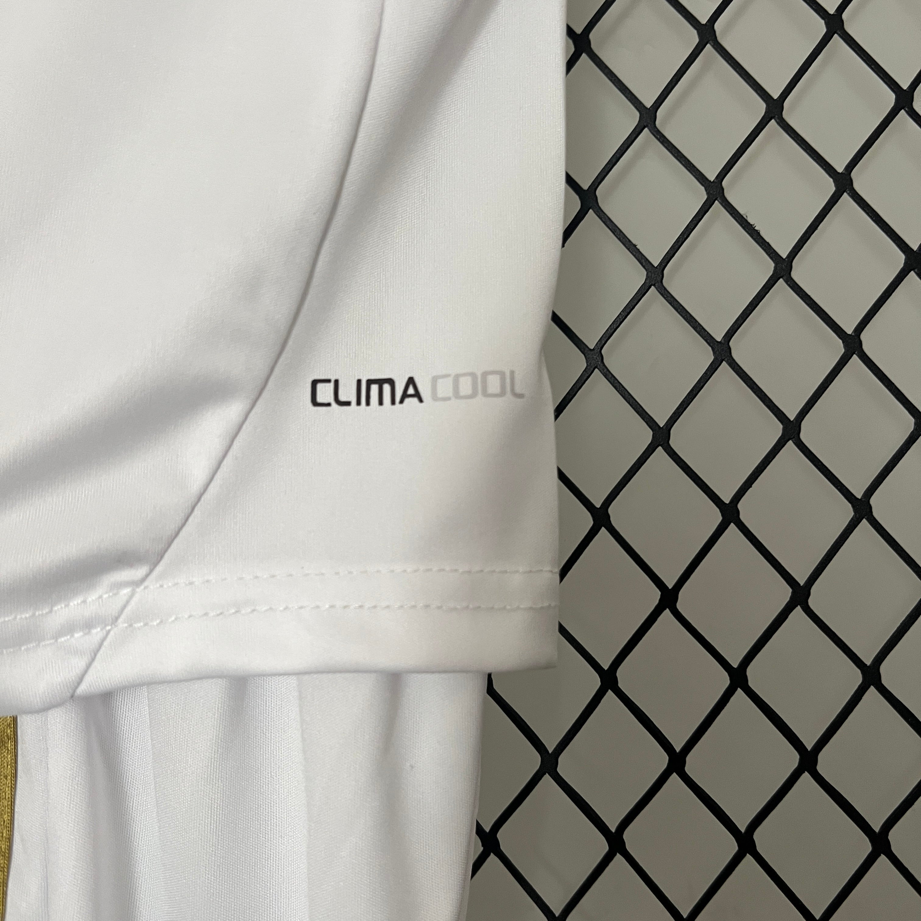 KIT INFANTIL RETRÔ REAL MADRID HOME 11/12