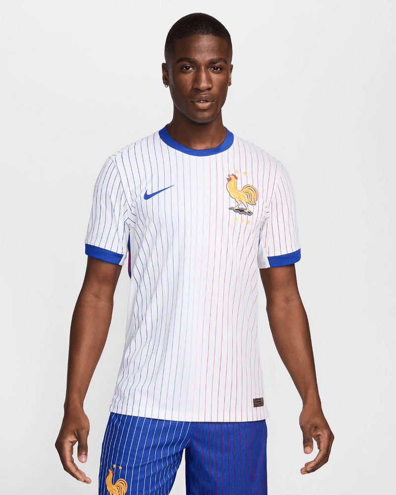 camisa_nike_frança_ii_masculina_eurocopa_lançamento_jogador_branca_2024-25_away_mbappe