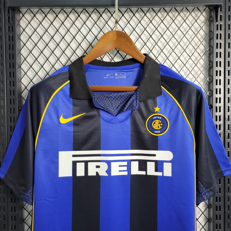 Camisa Retrô Inter de Milão 2001/02 Titular Azul/Preta