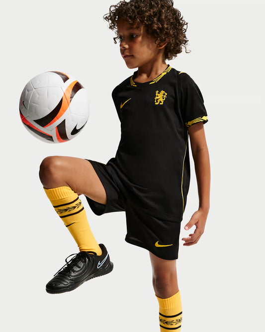 CONJUNTO INFANTIL CHELSEA RESERVA II 2026/27