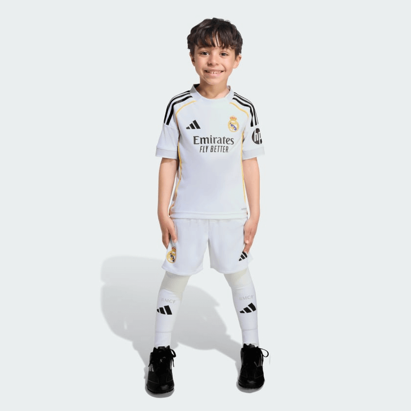 CONJUNTO INFANTIL REAL MADRID HOME I 2025/26 PRONTA ENTREGA