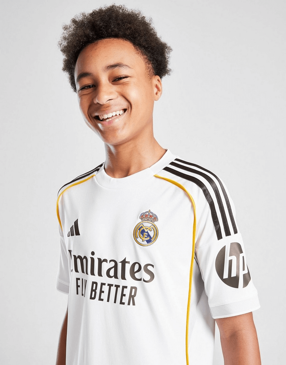 CONJUNTO INFANTIL REAL MADRID HOME I 2025/26 PRONTA ENTREGA