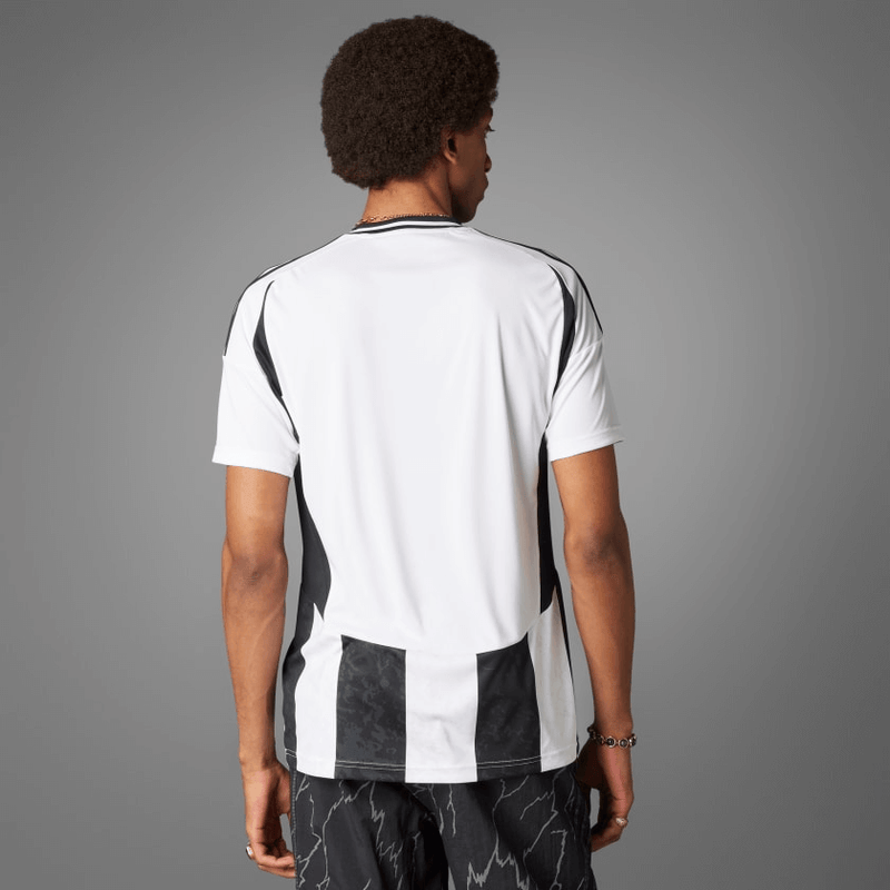 Camisa-juventus-home-1-24-25-lançamento-adidas-preta-branca-listrada-torcedor