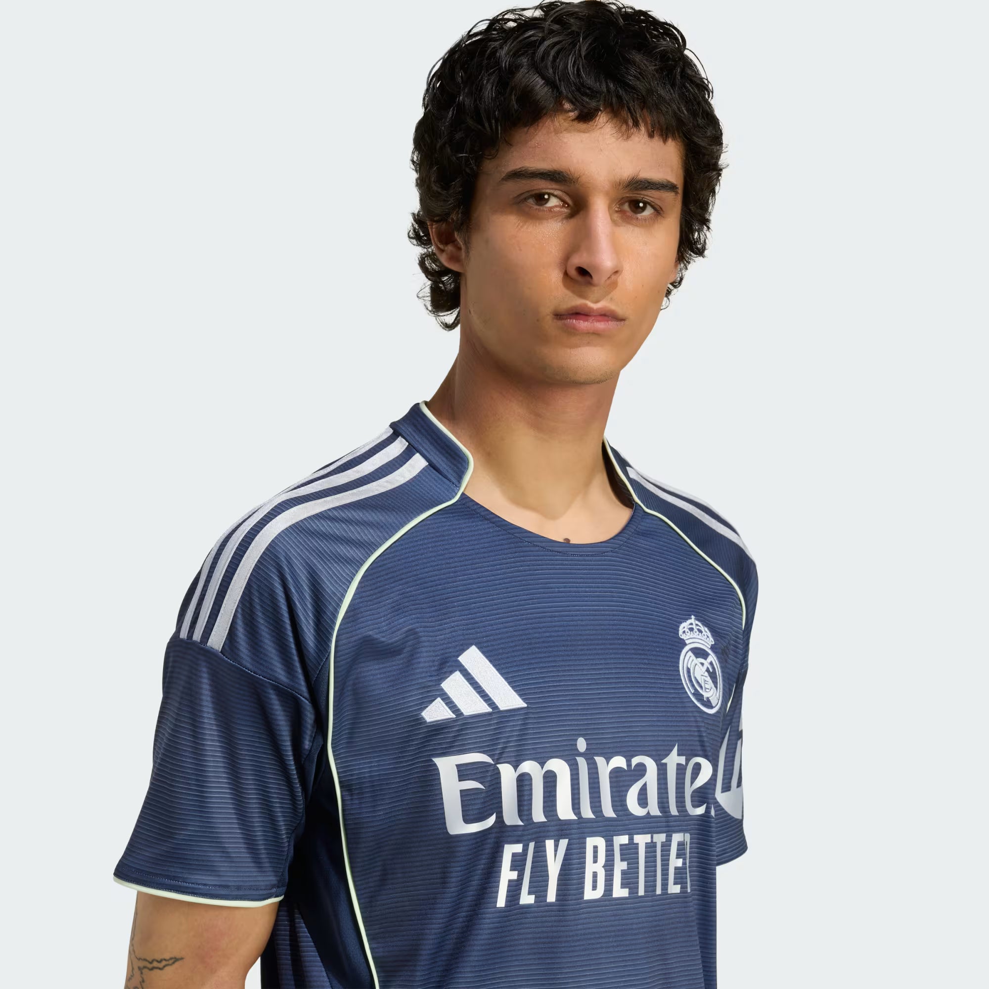 CAMISA REAL MADRID RESERVA II 2025/26 TORCEDOR MASCULINA PRONTA ENTREGA