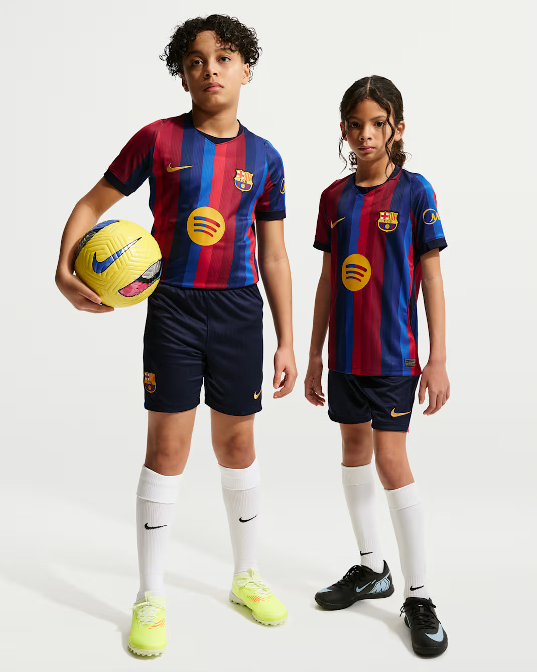 CONJUNTO INFANTIL BARCELONA HOME I 2026/27