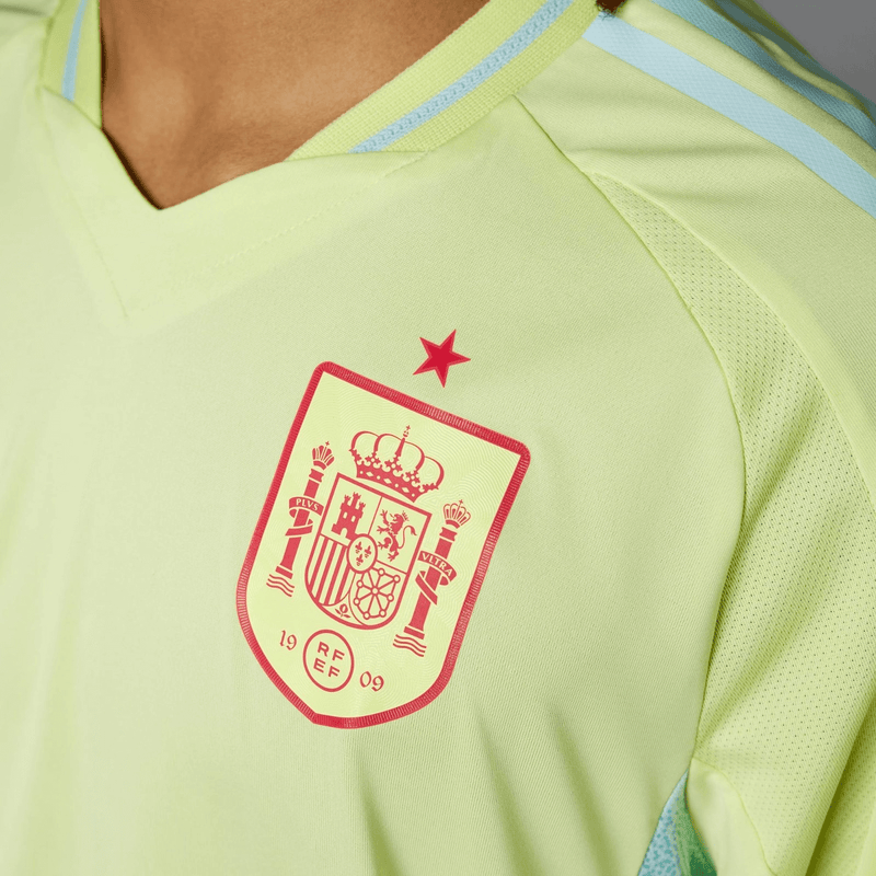 camisa_adidas_Espanha_ii_masculina_eurocopa_lançamento_jogador_amarela_2024-25_away