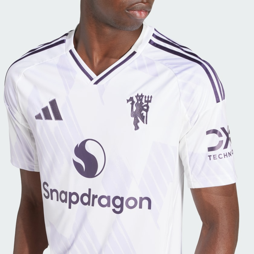 CAMISA MANCHESTER UNITED II RESERVA 2025 TORCEDOR