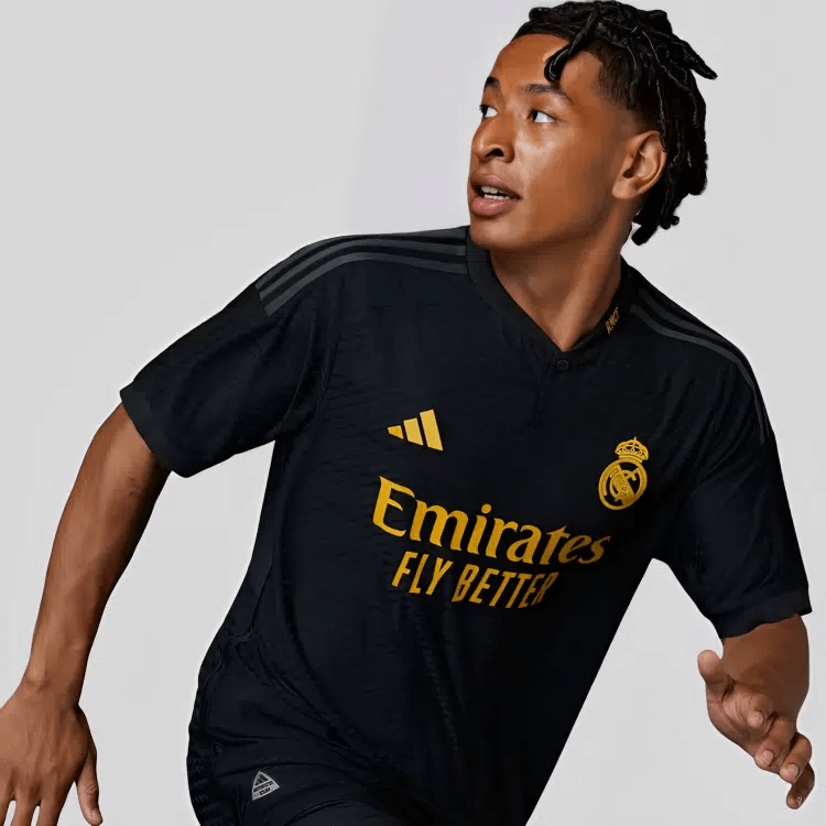 camisa-real-madrid-THIRD-JOGADOR-masculina-2023-24-PRETA-adidas