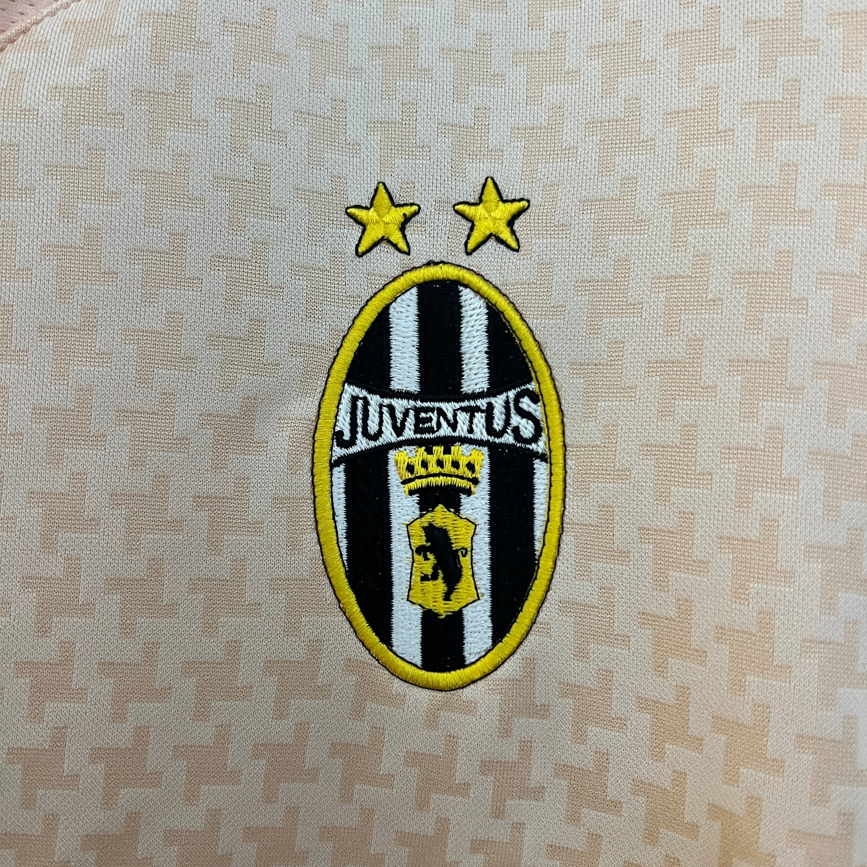 CAMISA JUVENTUS RETRÔ THIRD 03/04