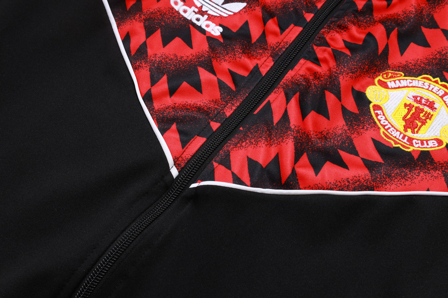 Conjunto Manchester United Zíper Curto 25/26