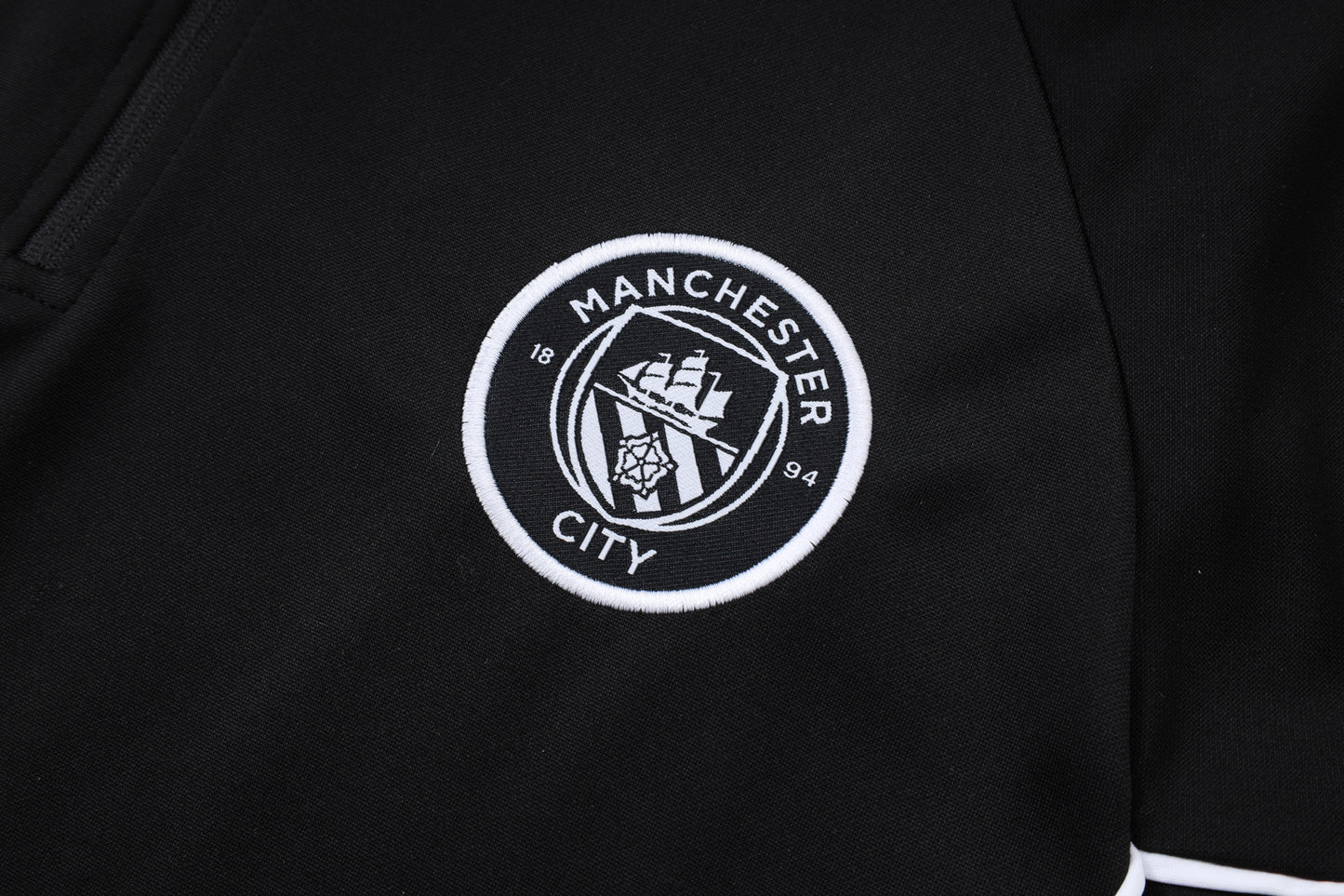 Conjunto Manchester City Zíper curto 25/26