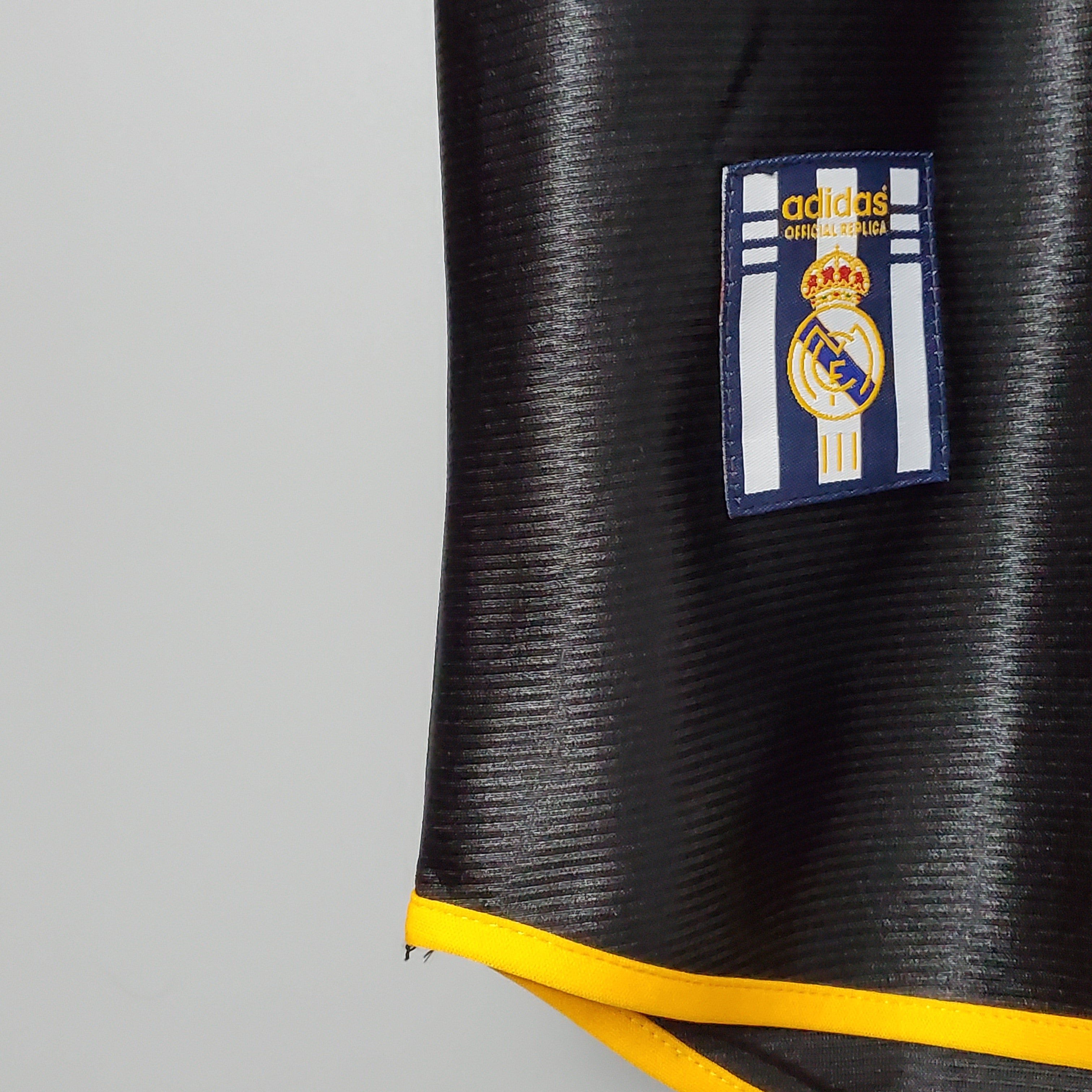 CAMISA RETRÔ REAL MADRID AWAY 98/99
