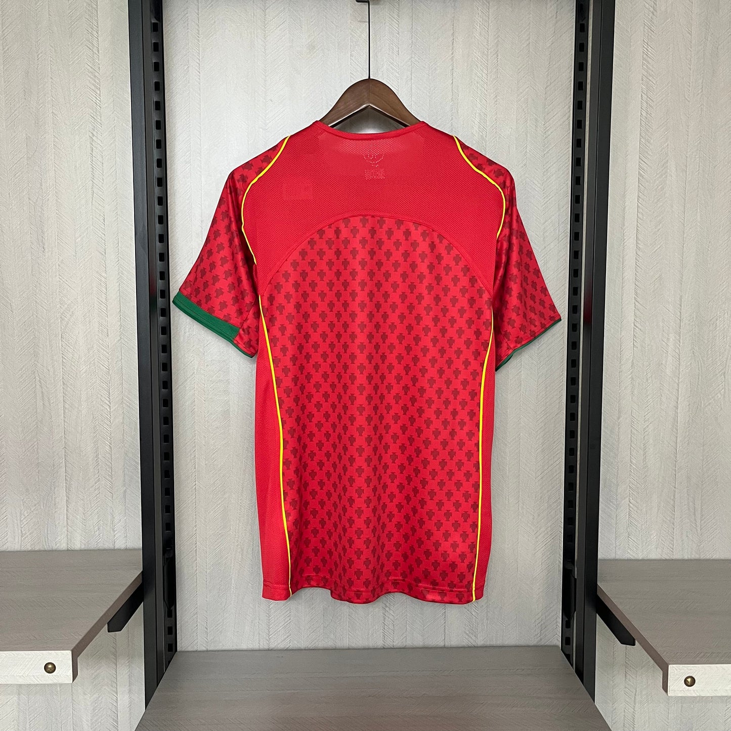 CAMISA RETRÔ PORTUGAL HOME 2004