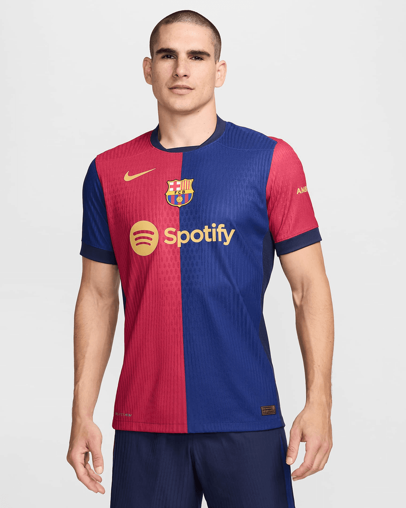 camisa-barcelona-2024-home-i-1-2024-25-nike-lançamento-yamal7-jogador4