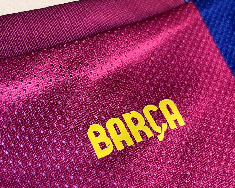 CAMISA RETRÔ NEYMAR JR 11 BARCELONA HOME 2014/15 GRENÁ MASCULINA + CHAVEIRO ESPECIAL DE BRINDE