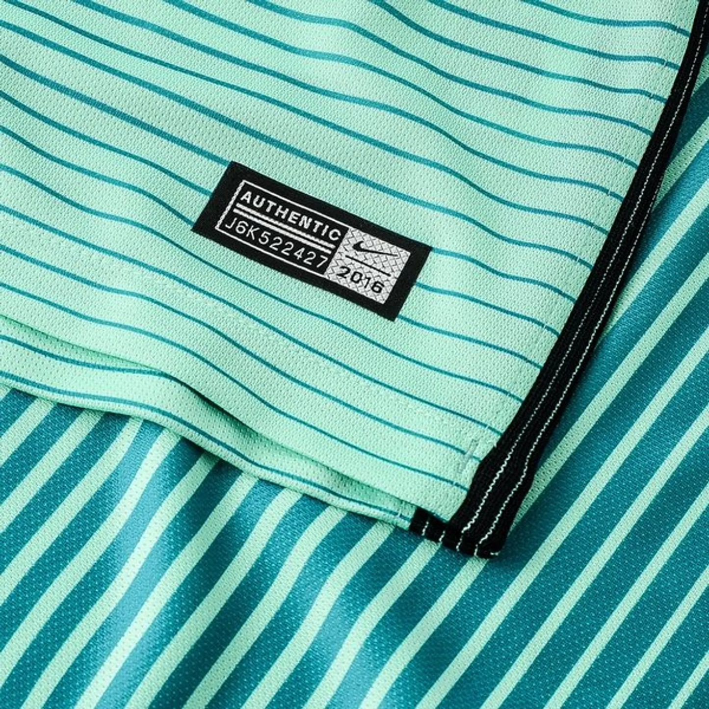CAMISA RETRÔ  BARCELONA THIRD 2016/17 GRENÁ MASCULINA