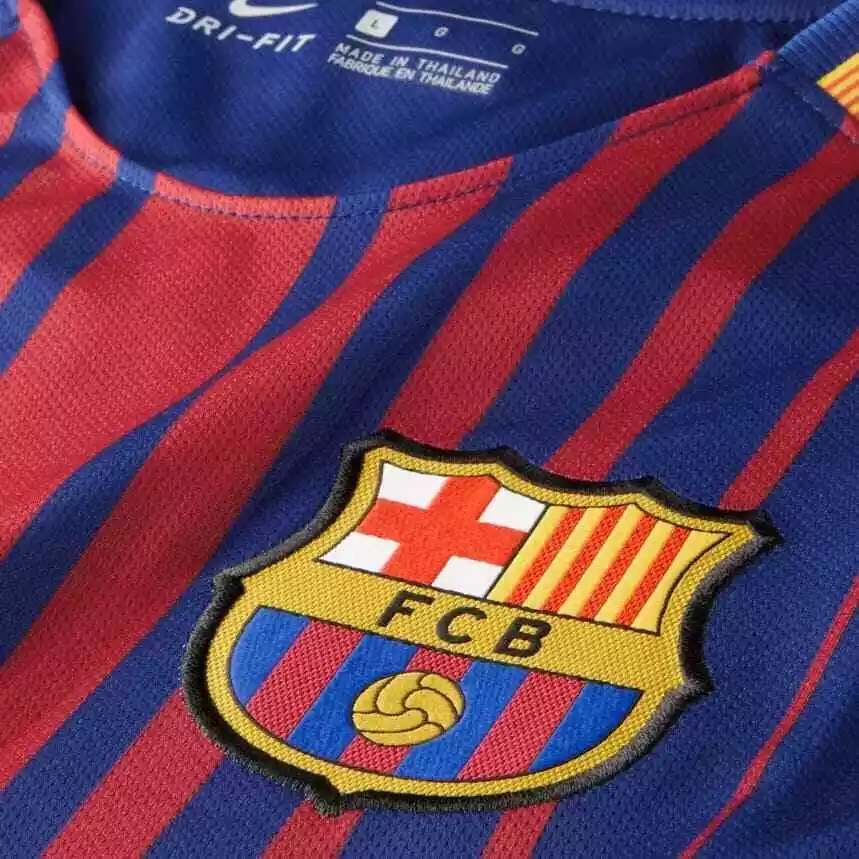 CAMISA RETRÔ BARCELONA 2017/18 GRENÁ MASCULINA