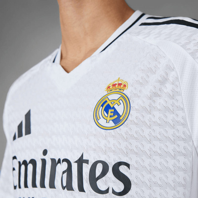 camisa-real-madrid-home-jogador-masculina-202425-branca-adidas