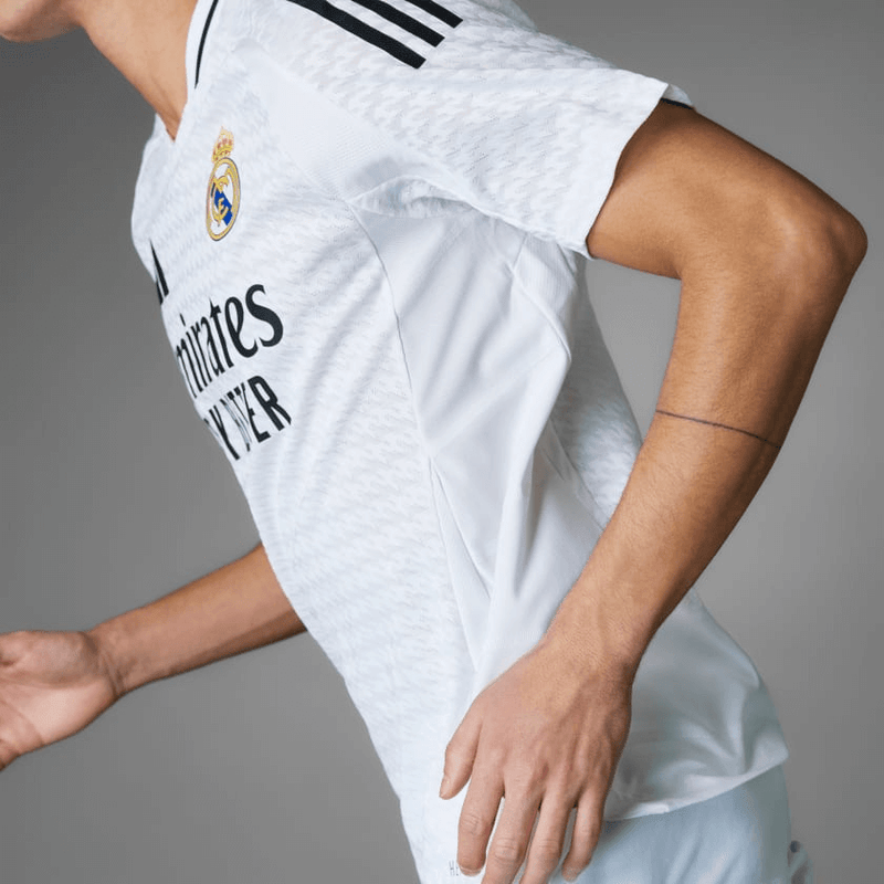 camisa-real-madrid-home-jogador-masculina-202425-branca-adidas