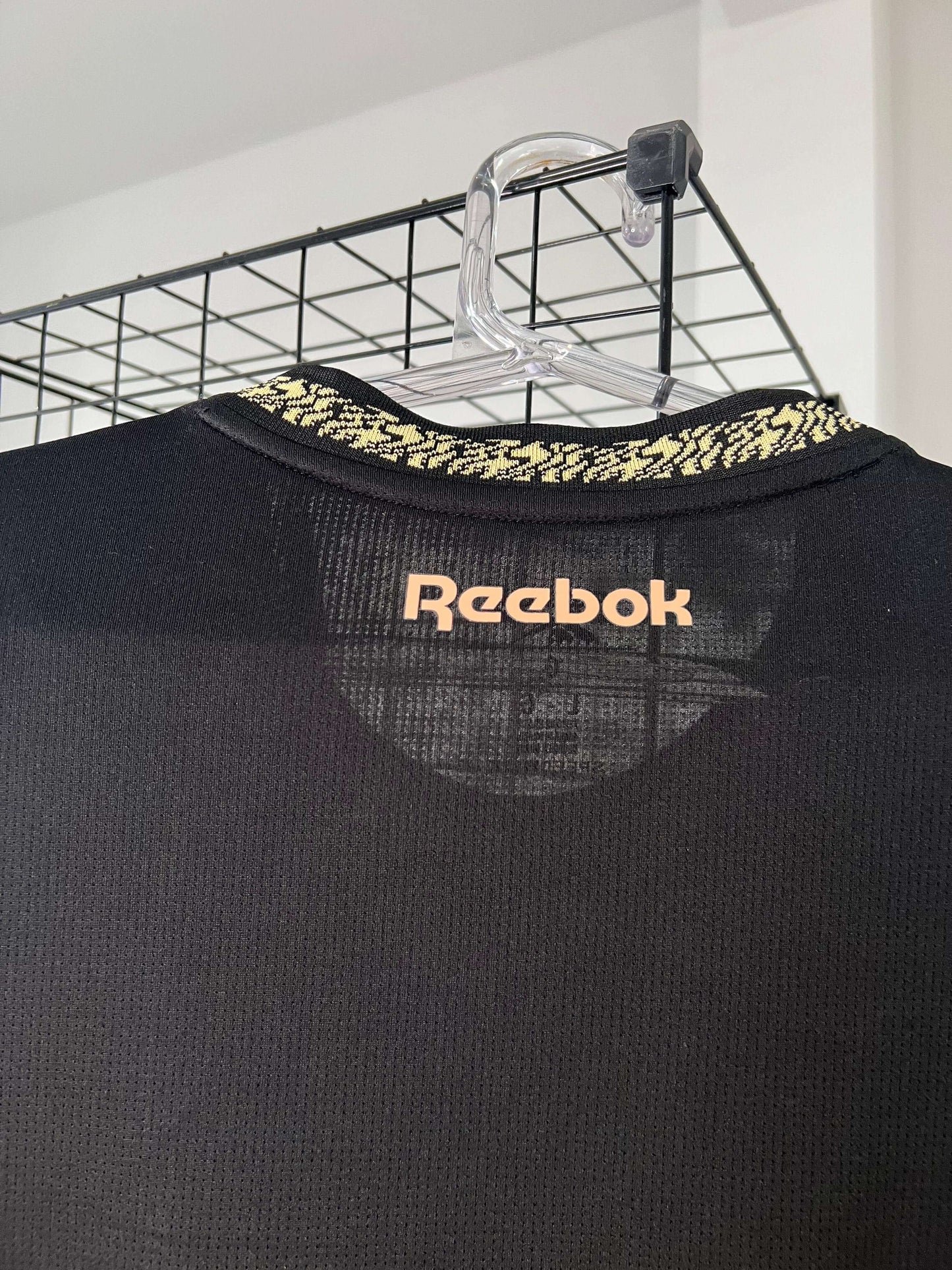 CAMISA BOTAFOGO II AWAY 2024/25 TORCEDOR PRETO/DOURADA LIBERTADORES