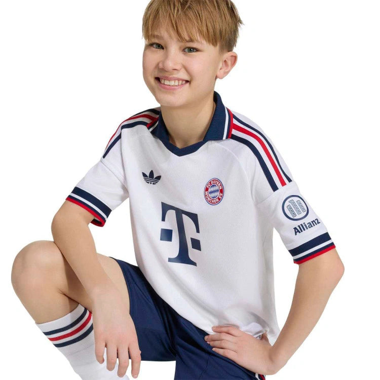CONJUNTO INFANTIL BAYERN RESERVA  2026/27