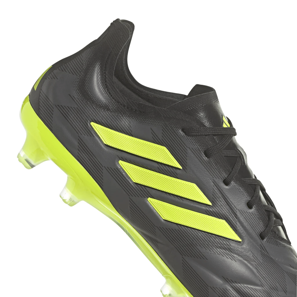Chuteira de Campo Adidas Copa Pure.1 FG Crazycharged