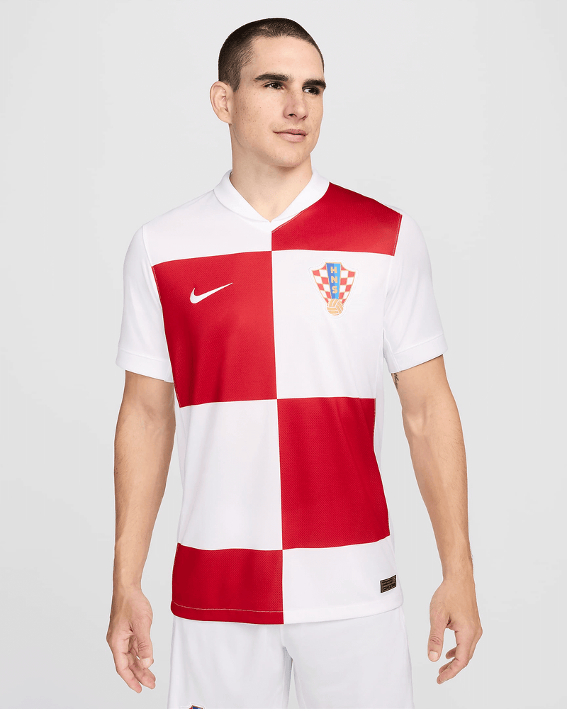 camisa_nike_croacia_i_masculina_eurocopa_lançamento_torcedor_branca_vermelha_2024-25_home