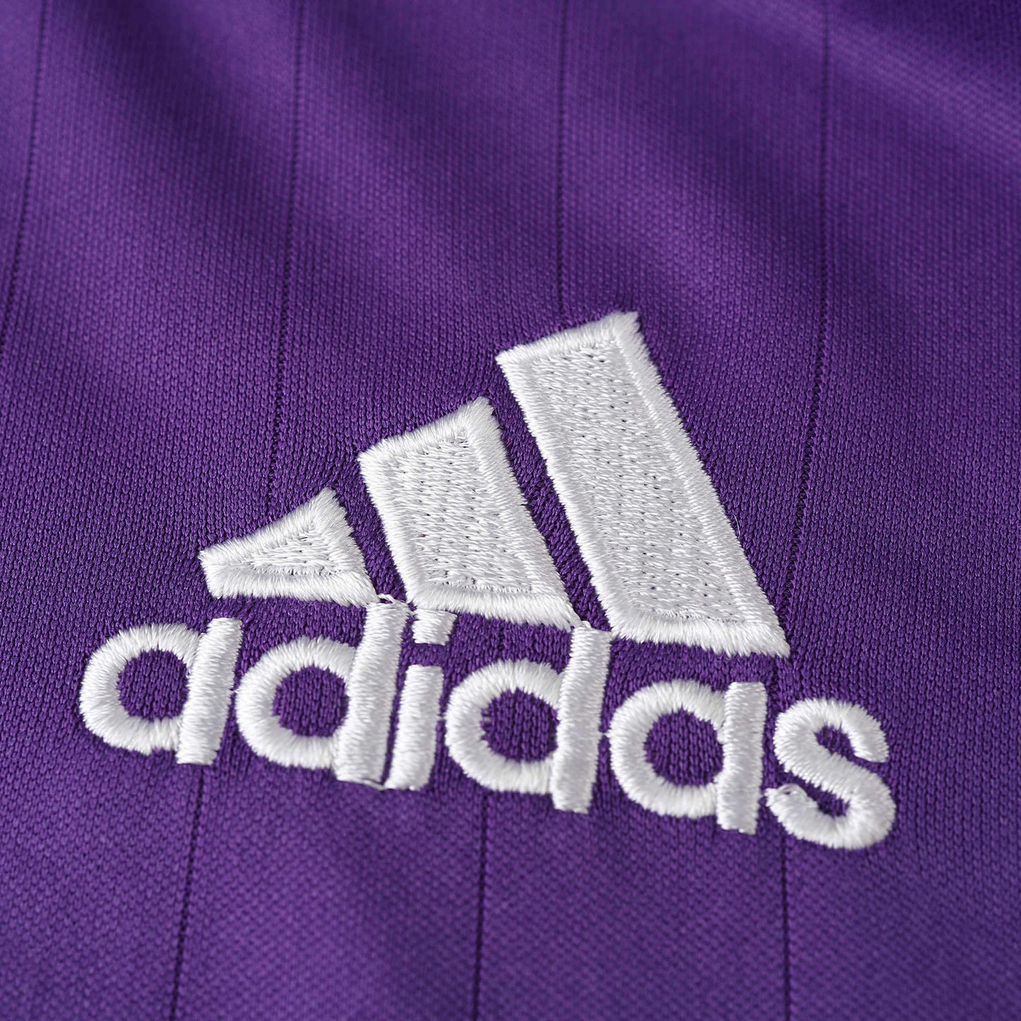 CAMISA RETRÔ REAL MADRID THIRD 06/07
