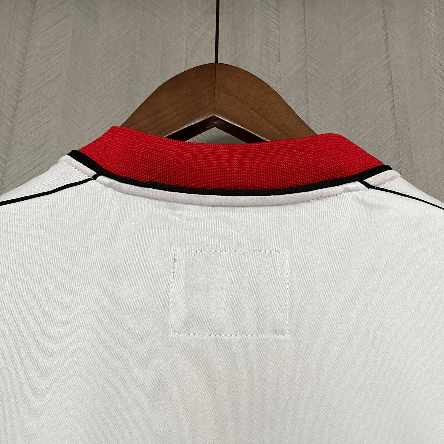 CAMISA MANCHESTER CITY RETRÔ AWAY 02/03