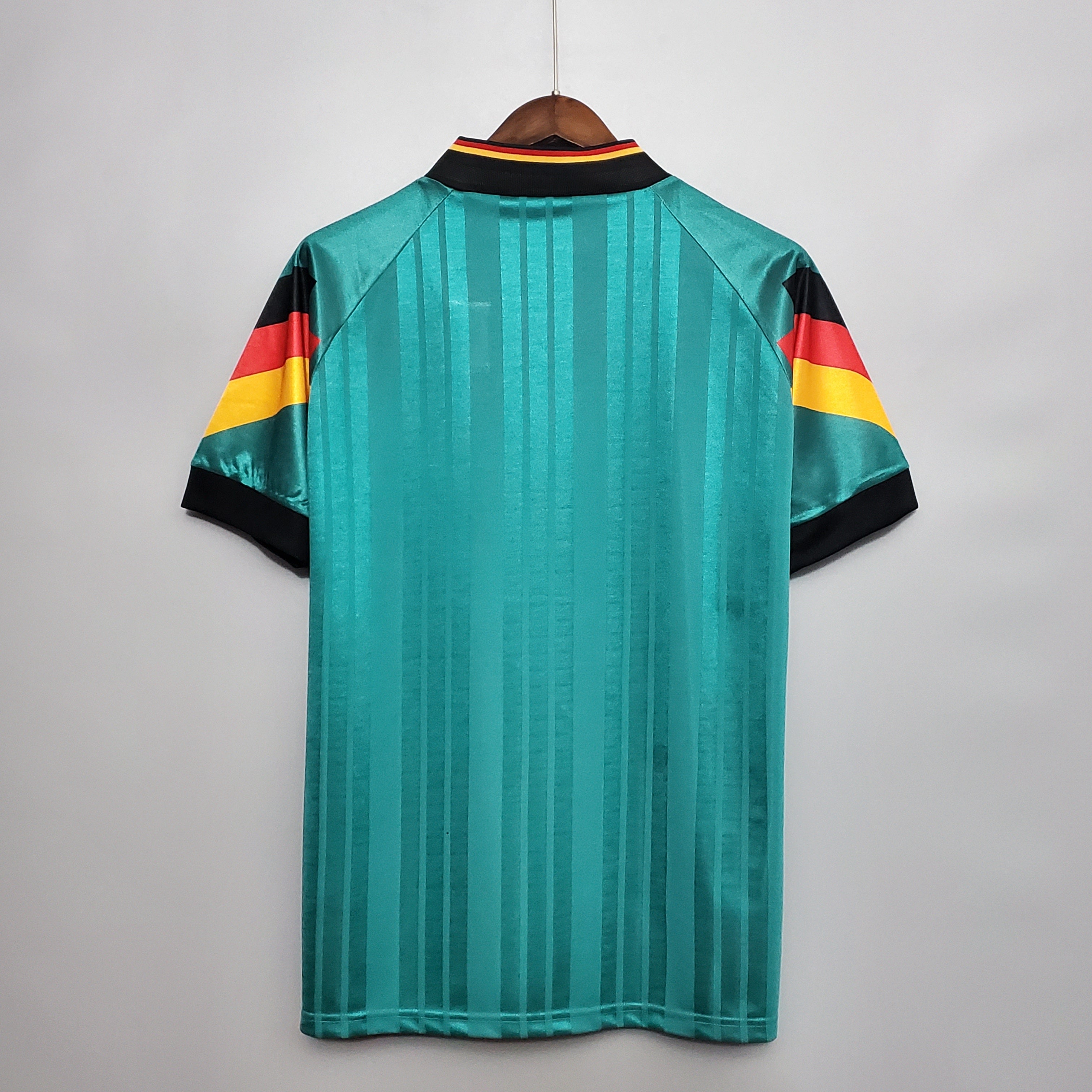 CAMISA RETRÔ ALEMANHA AWAY 1992