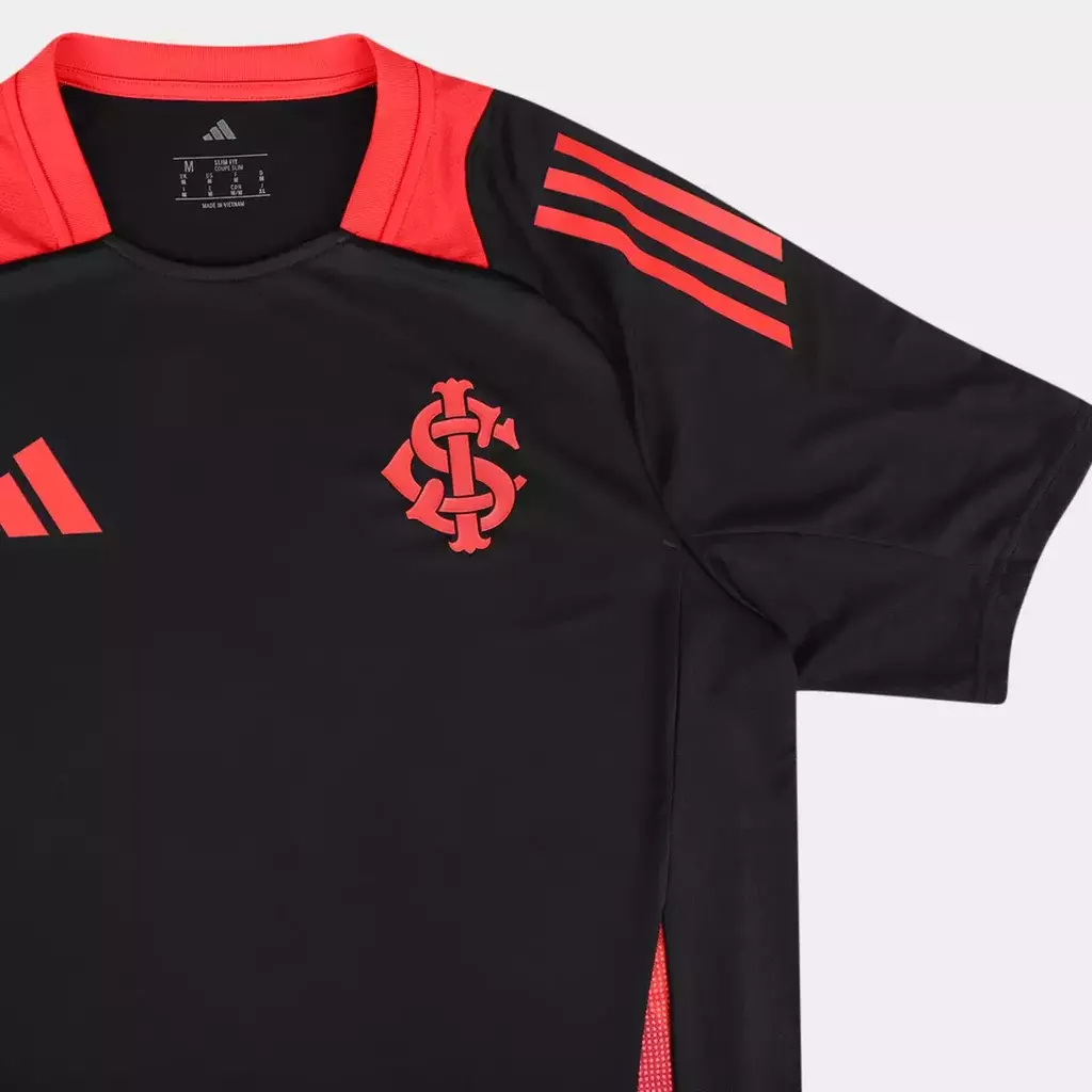 CAMISA INTERNACIONAL TREINO 2025/26 TORCEDOR PRETA