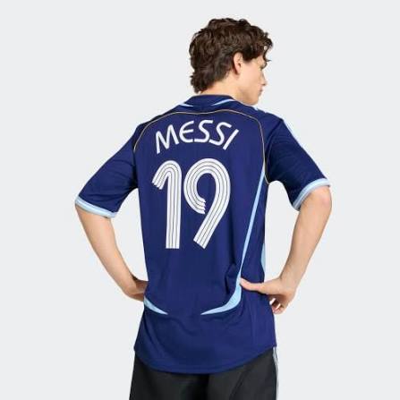 CAMISA RETRO ARGENTINA 2006 AWAY #MESSI 19