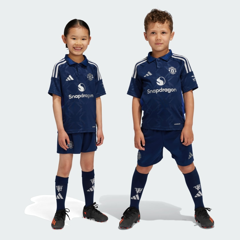 CONJUNTO INFANTIL MANCHESTER UNITED AWAY II 2024/25