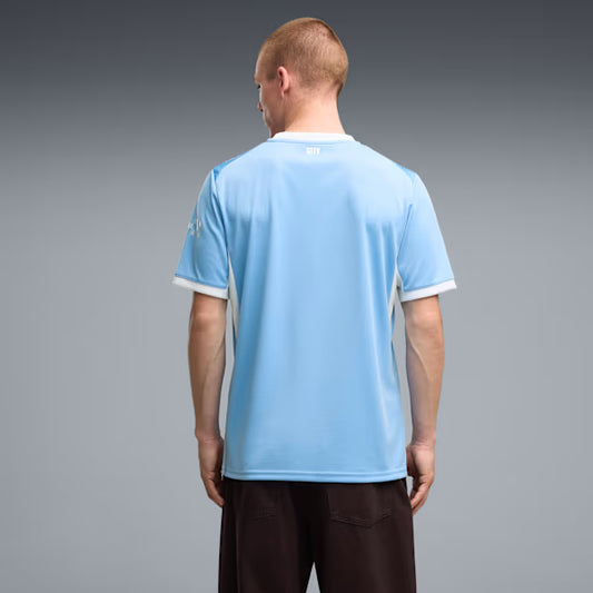 CAMISA MANCHESTER CITY I TITULAR 2026/27 TORCEDOR