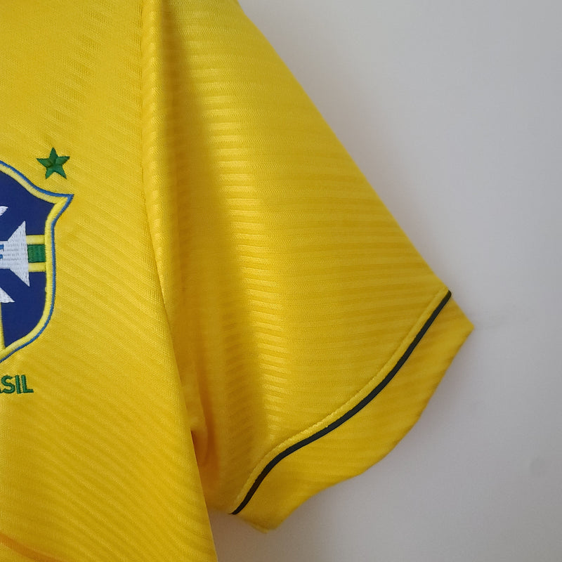 camisa_nike_brasil_masculina_copa-america-lançamento-torcedor-amarela-verde-2024-25-home-i-vini-jr-neymar-copaamerica-retro-1993-94-umbro