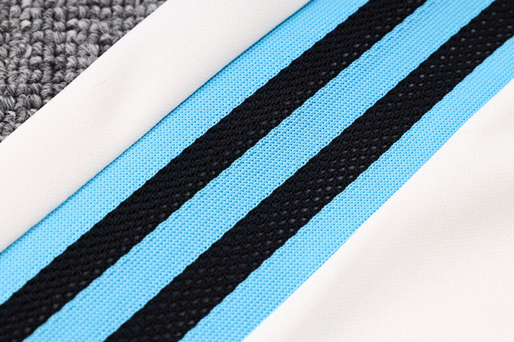 AGASALHO MANCHESTER UNITED TREINO 2023/24 BRANCO/AZUL