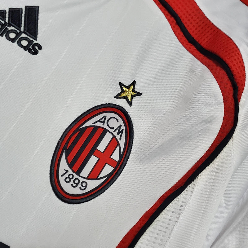 camisa-milan-2007-kaka´-away-branca-bwin