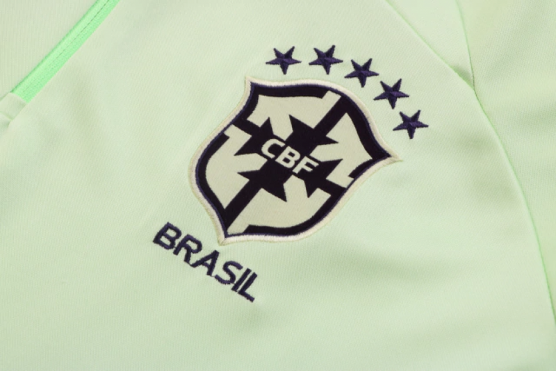 AGASALHO BRASIL 2023/24 VERDE CLARO