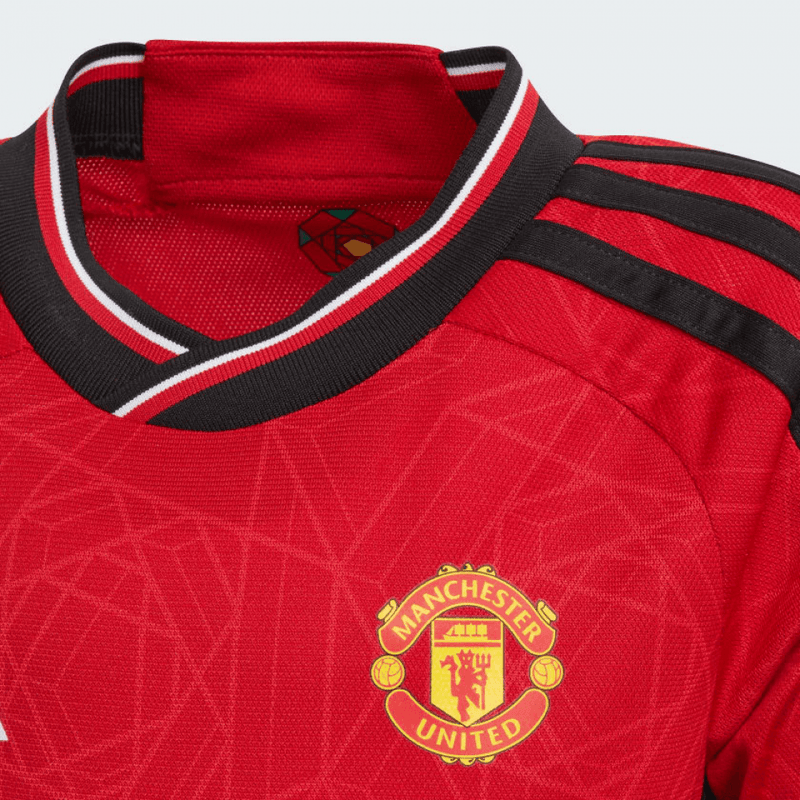 CONJUNTO INFANTIL MANCHESTER UNITED I 2023/24